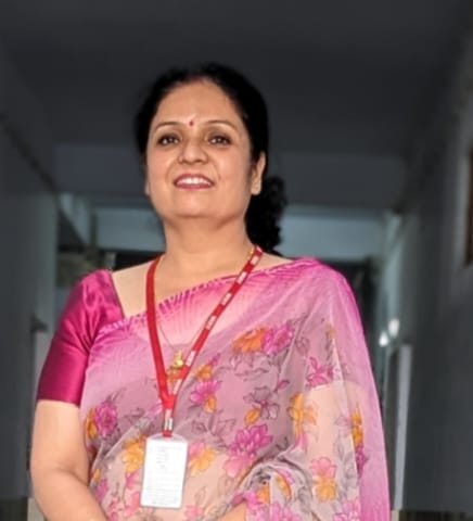 Dr. Vineet Kumar
