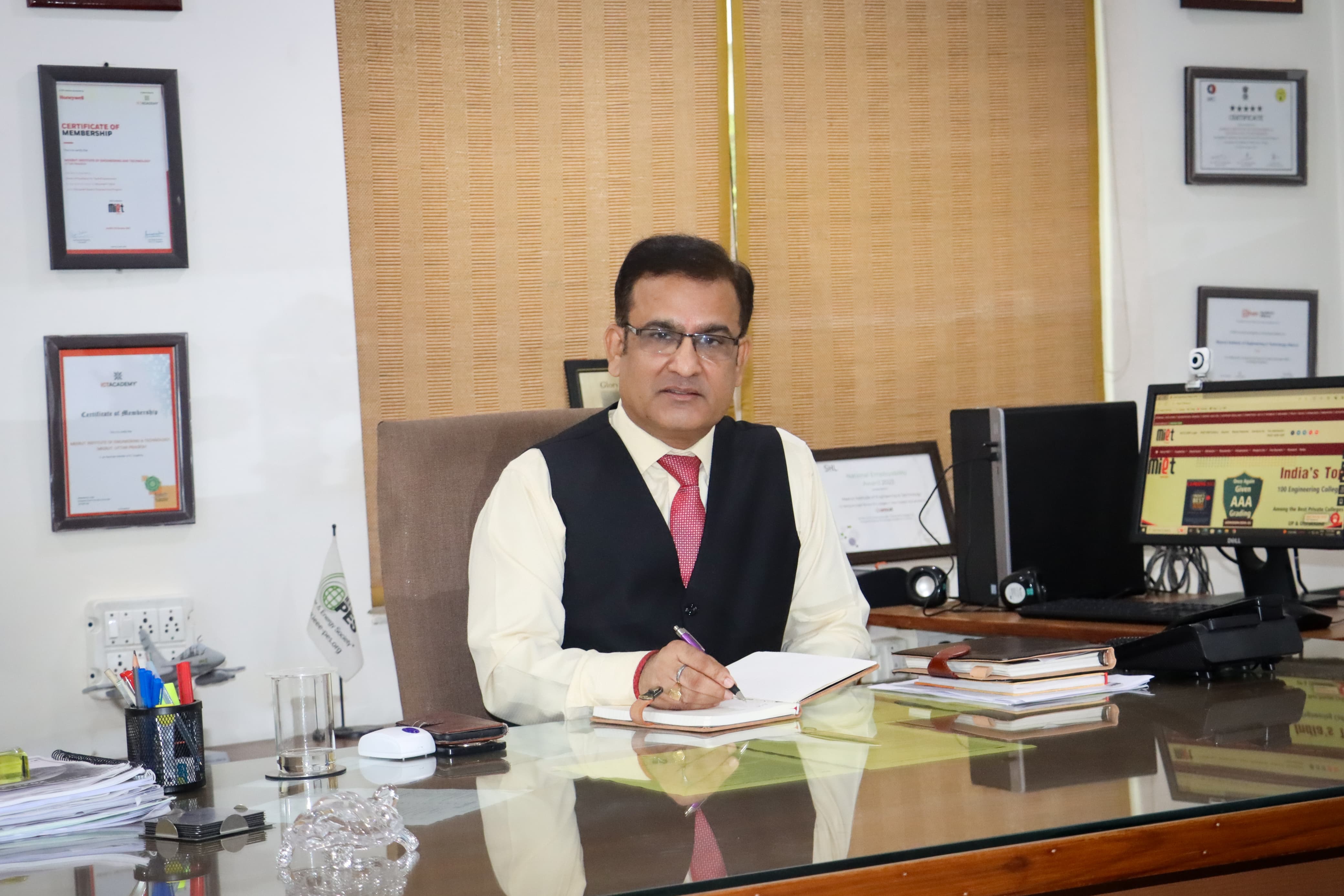 Prof. (Dr.) S.K. Singh – Campus Director